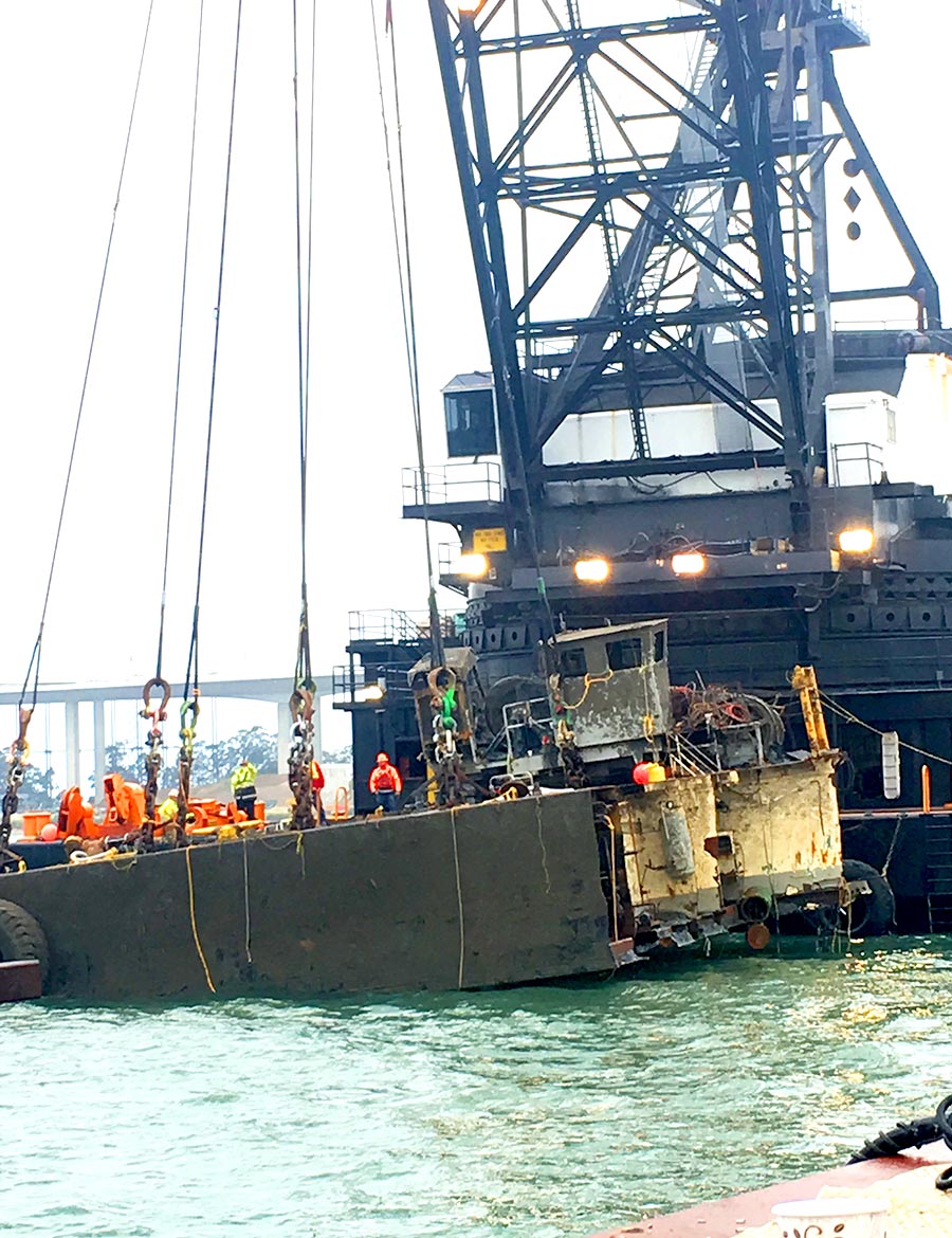 marine salvage wreck removal emergency response db vengeance