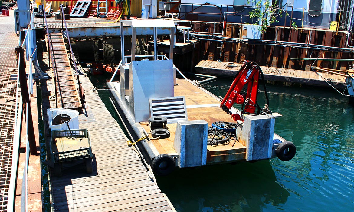 Power Scow Marine Construction